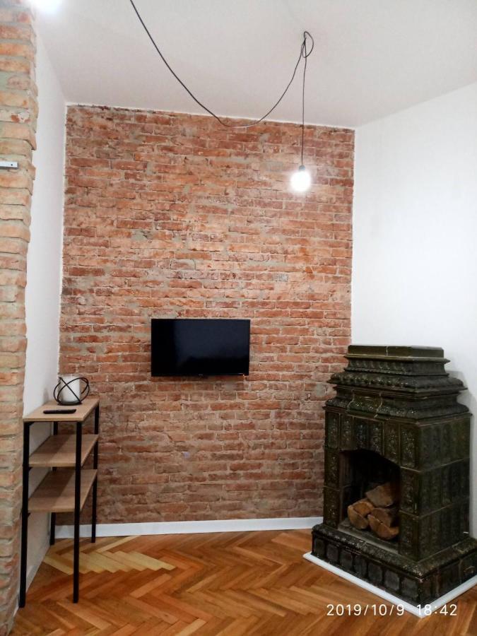 Gogol 14 Апартаменти В Історичному Центрі Міста Uzjhorod Eksteriør bilde